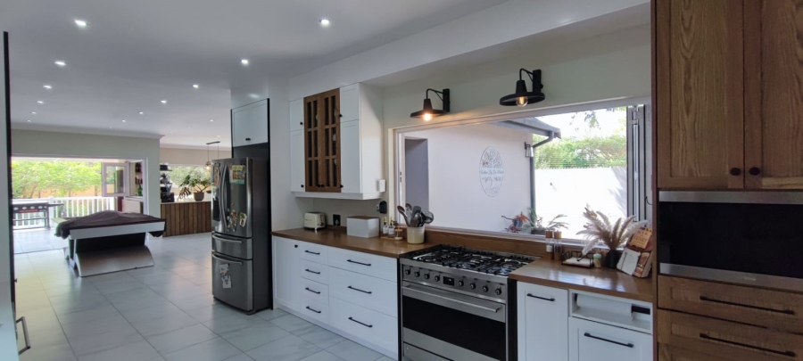 4 Bedroom Property for Sale in Eldoraigne Gauteng