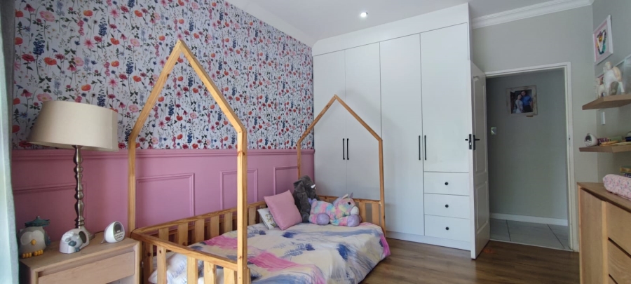 4 Bedroom Property for Sale in Eldoraigne Gauteng