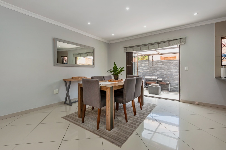 3 Bedroom Property for Sale in New Redruth Gauteng