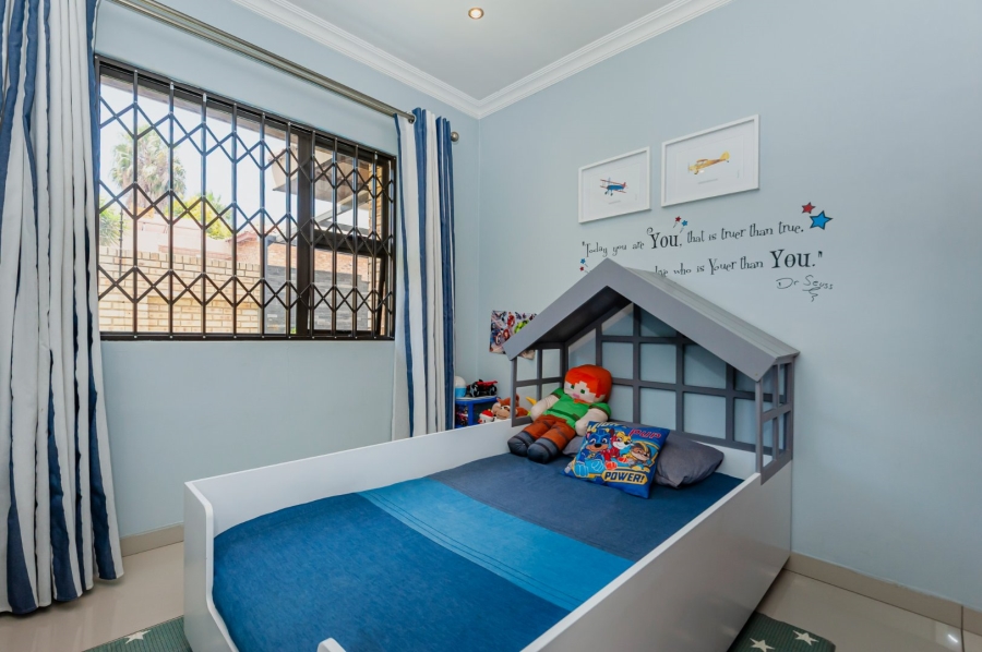 3 Bedroom Property for Sale in New Redruth Gauteng