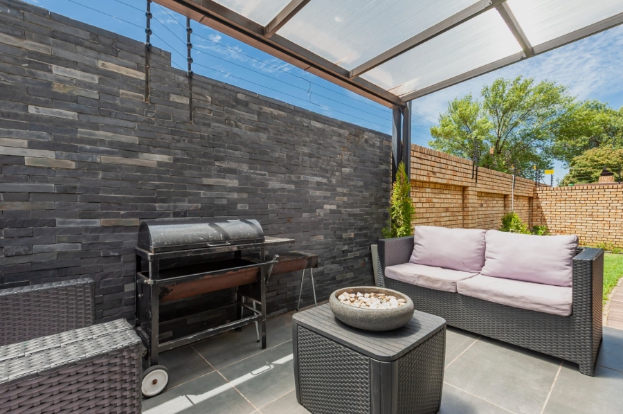 3 Bedroom Property for Sale in New Redruth Gauteng