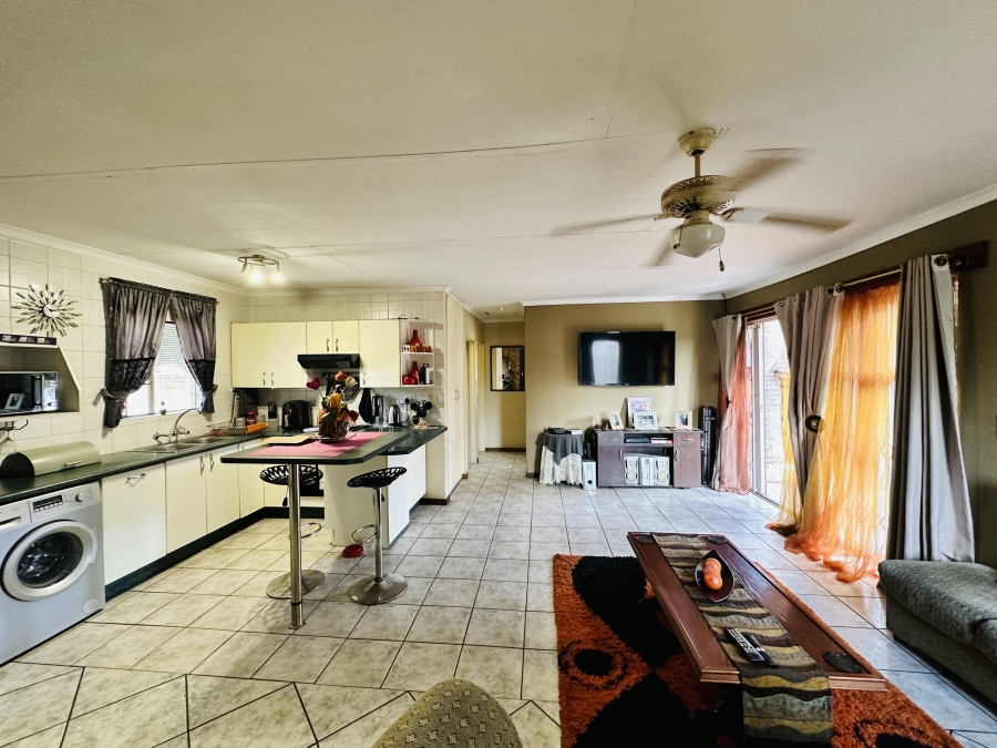 2 Bedroom Property for Sale in Union Gauteng