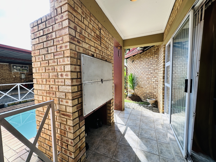 2 Bedroom Property for Sale in Union Gauteng