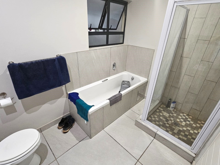2 Bedroom Property for Sale in Die Hoewes Gauteng