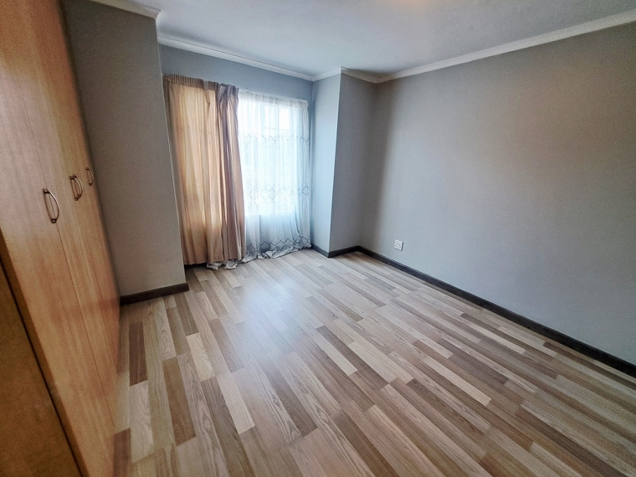 To Let 2 Bedroom Property for Rent in Castleview Gauteng