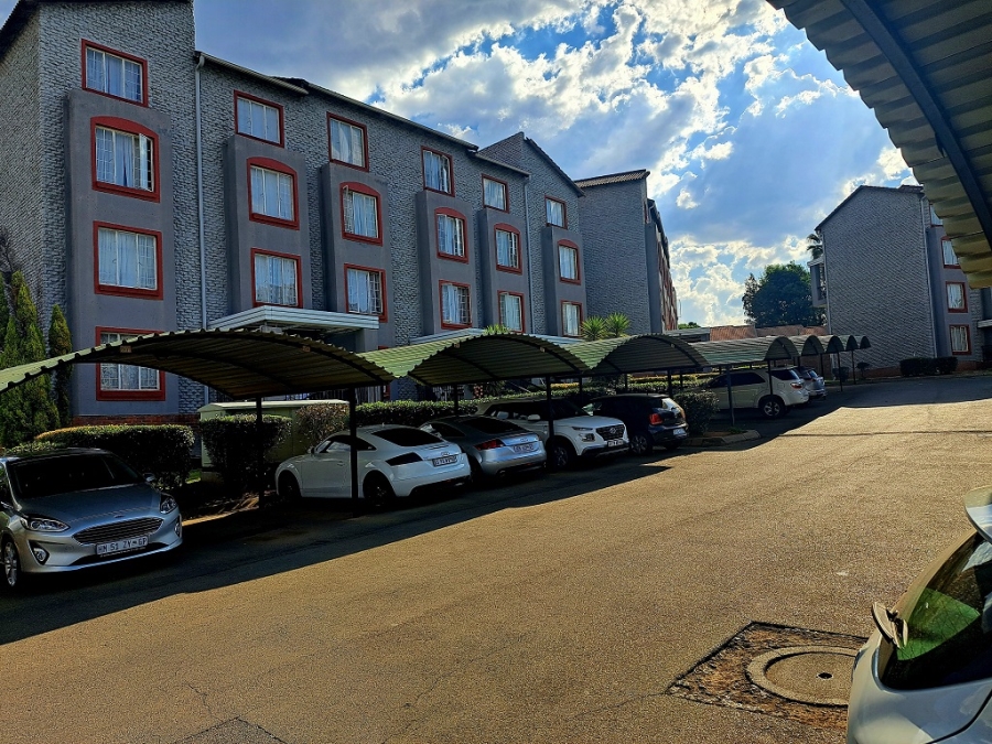 To Let 2 Bedroom Property for Rent in Castleview Gauteng