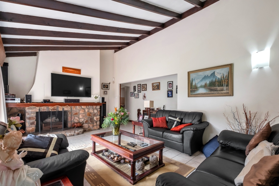 4 Bedroom Property for Sale in Atholl Gauteng