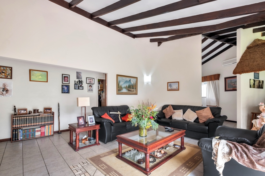 4 Bedroom Property for Sale in Atholl Gauteng