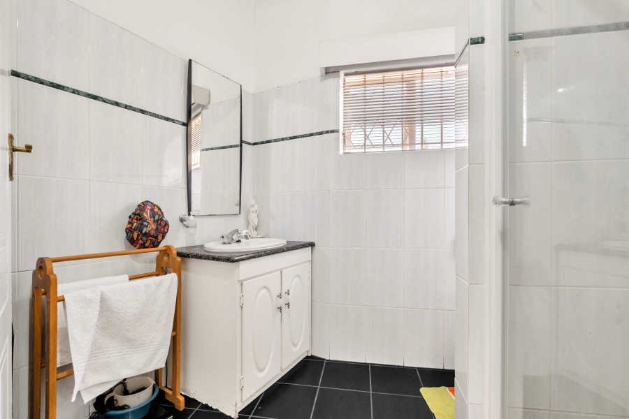 4 Bedroom Property for Sale in Atholl Gauteng