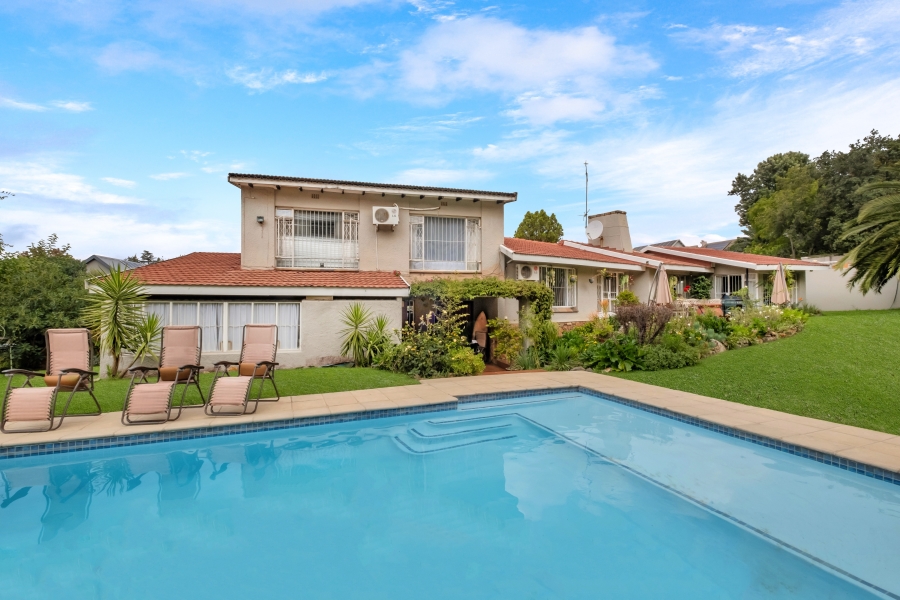 4 Bedroom Property for Sale in Atholl Gauteng