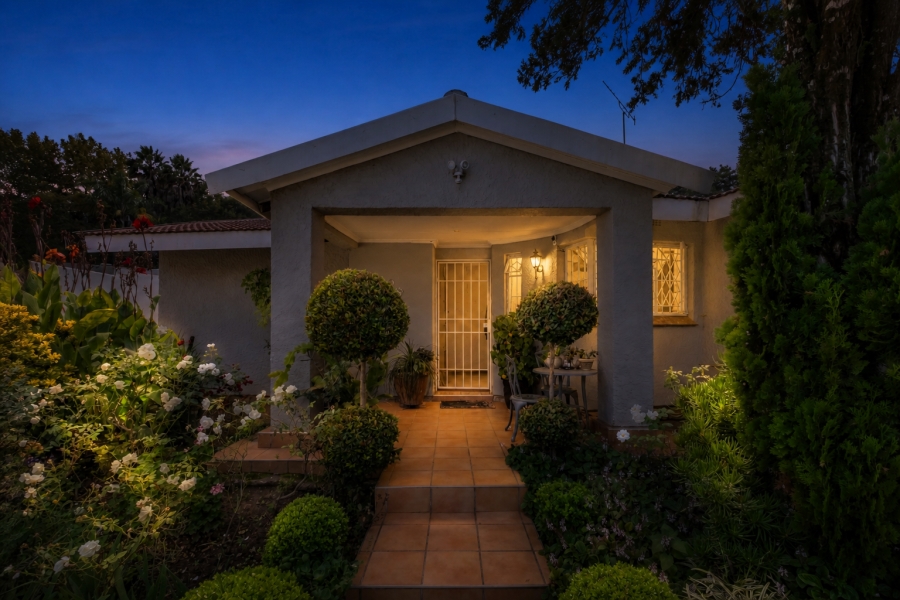 4 Bedroom Property for Sale in Atholl Gauteng