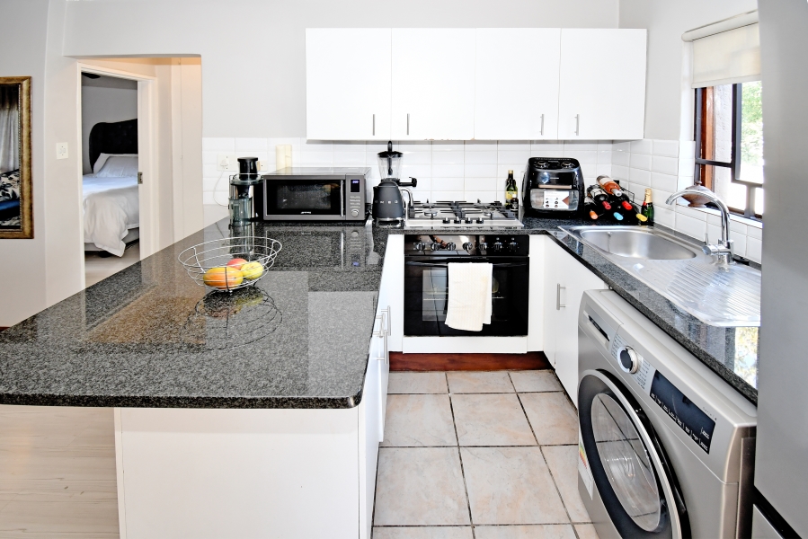 1 Bedroom Property for Sale in Craighall Gauteng