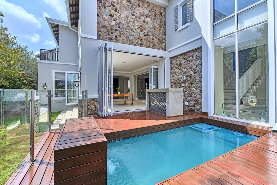 To Let 4 Bedroom Property for Rent in Waterfall Country Village Gauteng