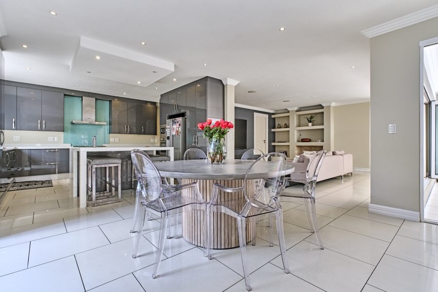 To Let 4 Bedroom Property for Rent in Waterfall Country Village Gauteng