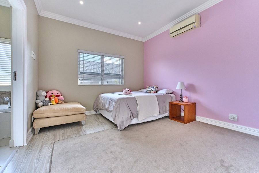 To Let 4 Bedroom Property for Rent in Waterfall Country Village Gauteng