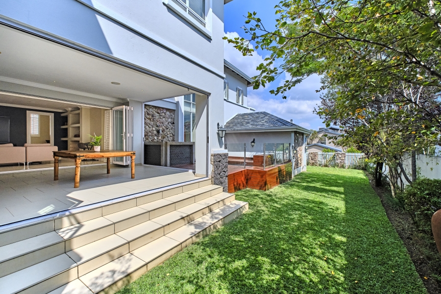 To Let 4 Bedroom Property for Rent in Waterfall Country Village Gauteng