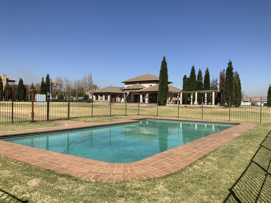 2 Bedroom Property for Sale in Parkrand Gauteng