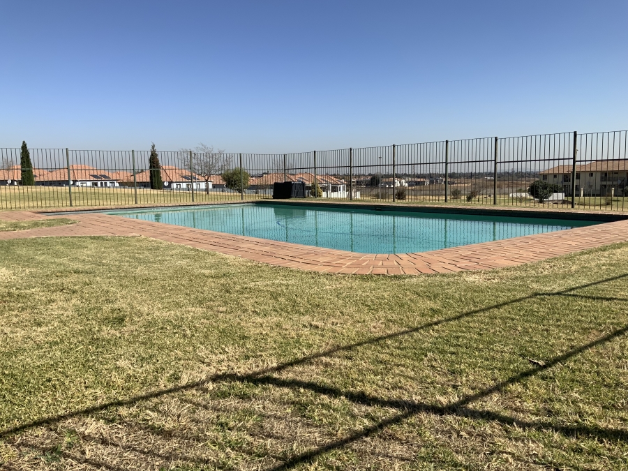 2 Bedroom Property for Sale in Parkrand Gauteng