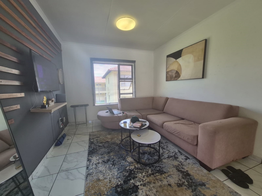 1 Bedroom Property for Sale in Parkrand Gauteng
