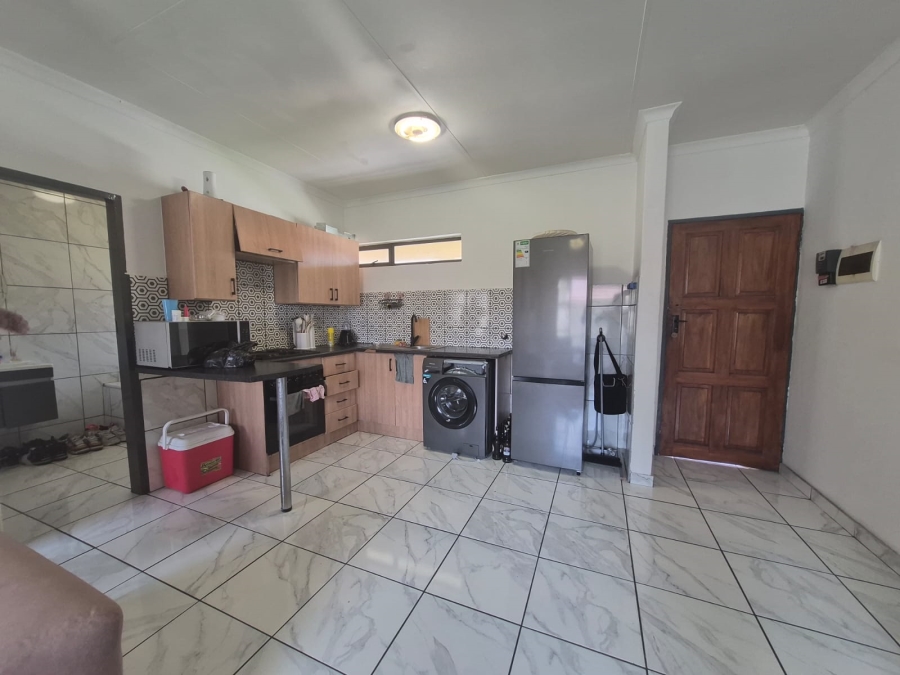 1 Bedroom Property for Sale in Parkrand Gauteng