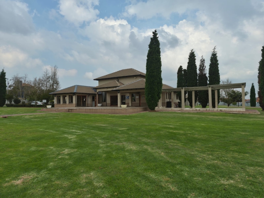 1 Bedroom Property for Sale in Parkrand Gauteng