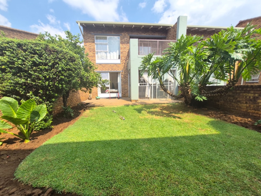 2 Bedroom Property for Sale in Ravenswood Gauteng