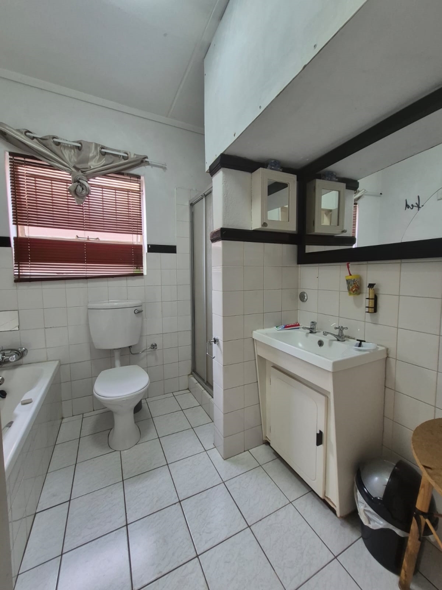 2 Bedroom Property for Sale in Ravenswood Gauteng