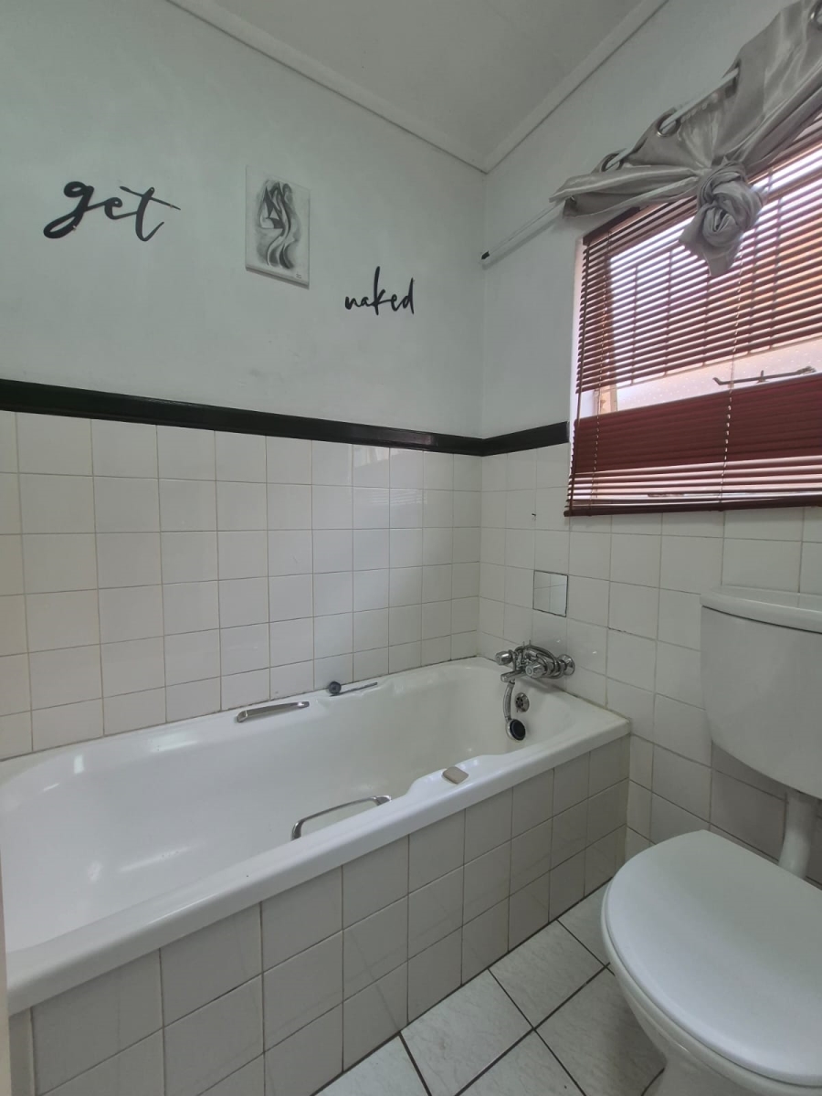 2 Bedroom Property for Sale in Ravenswood Gauteng