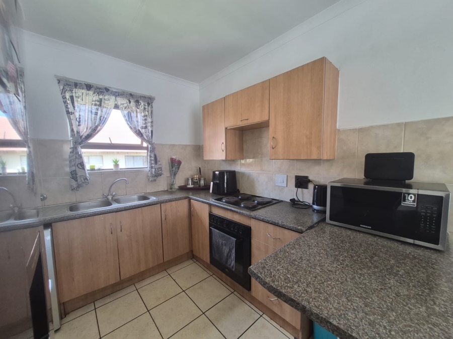 2 Bedroom Property for Sale in Parkrand Gauteng