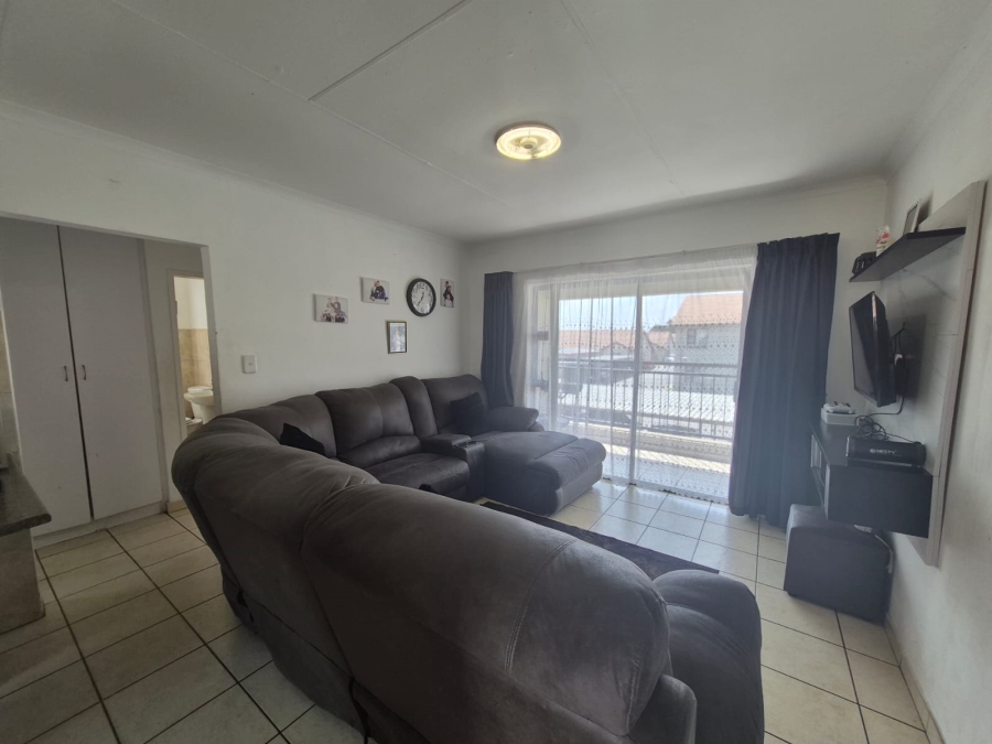 2 Bedroom Property for Sale in Parkrand Gauteng