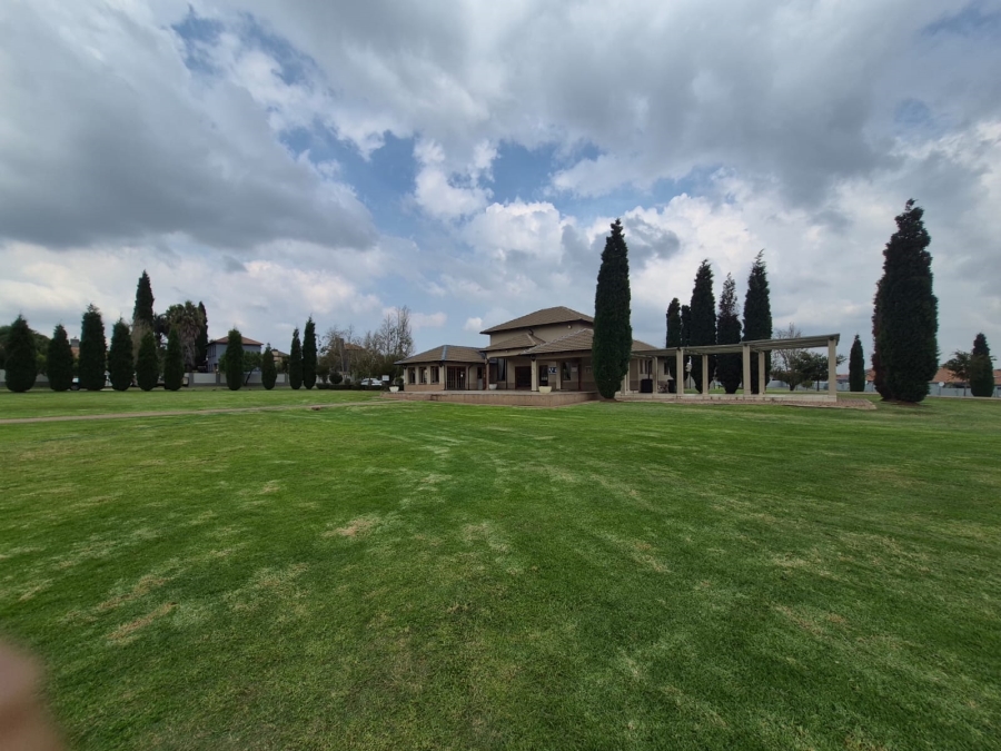 2 Bedroom Property for Sale in Parkrand Gauteng