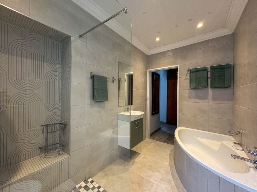 3 Bedroom Property for Sale in Larrendale Gauteng