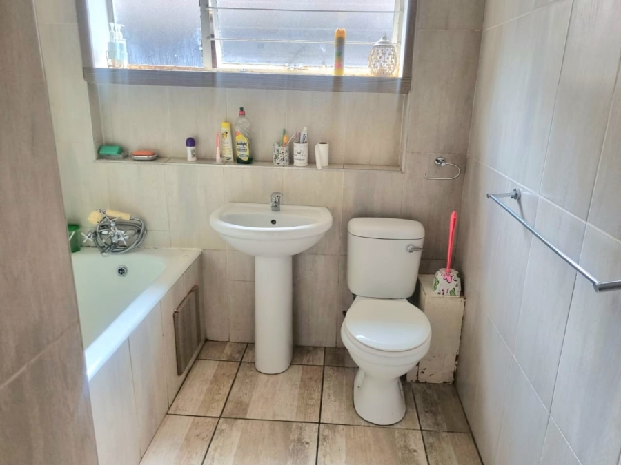3 Bedroom Property for Sale in Three Rivers Gauteng
