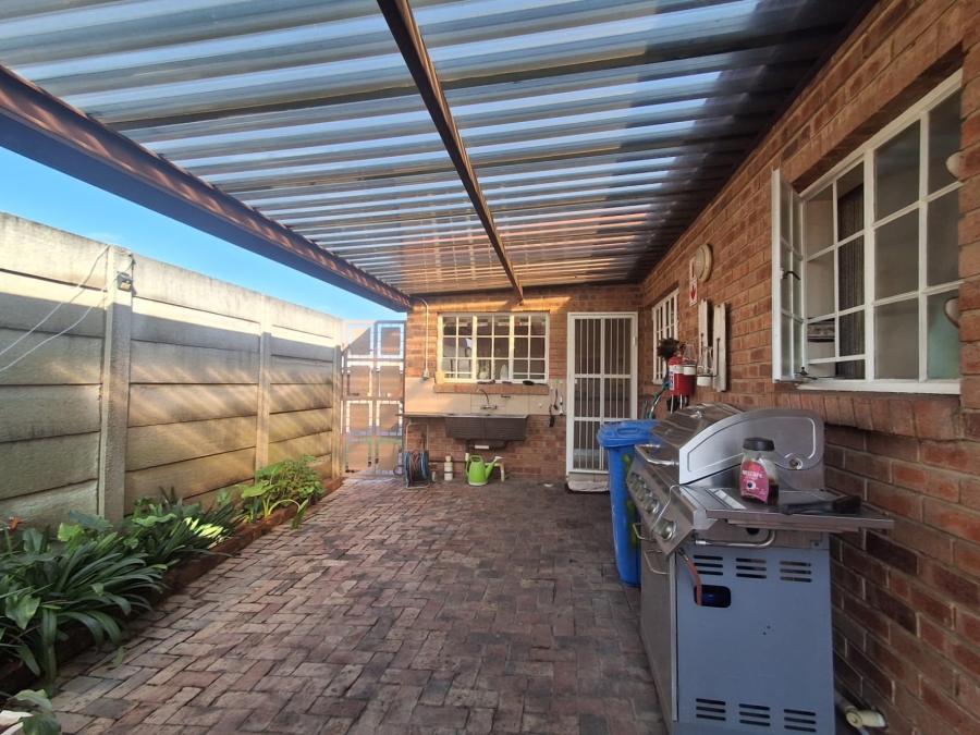 3 Bedroom Property for Sale in Three Rivers Gauteng