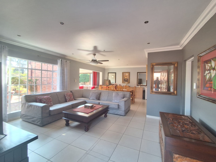 3 Bedroom Property for Sale in Three Rivers Gauteng