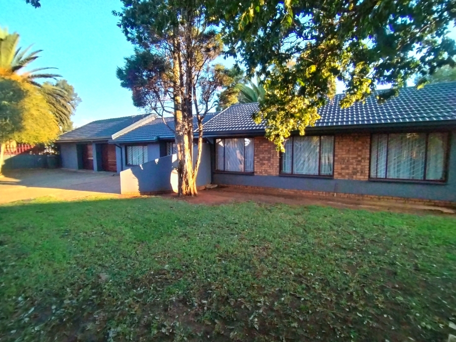 4 Bedroom Property for Sale in Brakpan North Gauteng