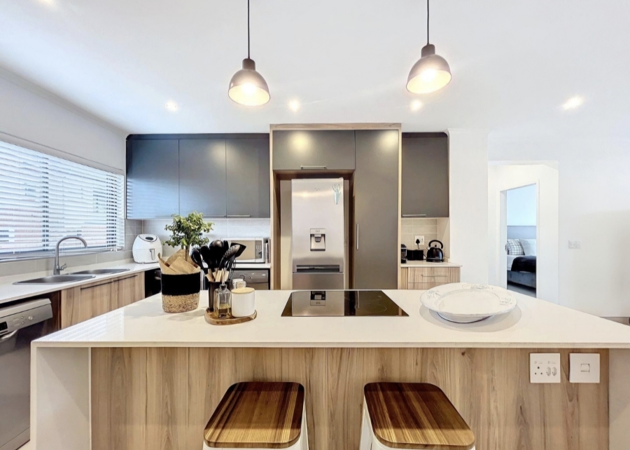 3 Bedroom Property for Sale in Glen Marais Gauteng