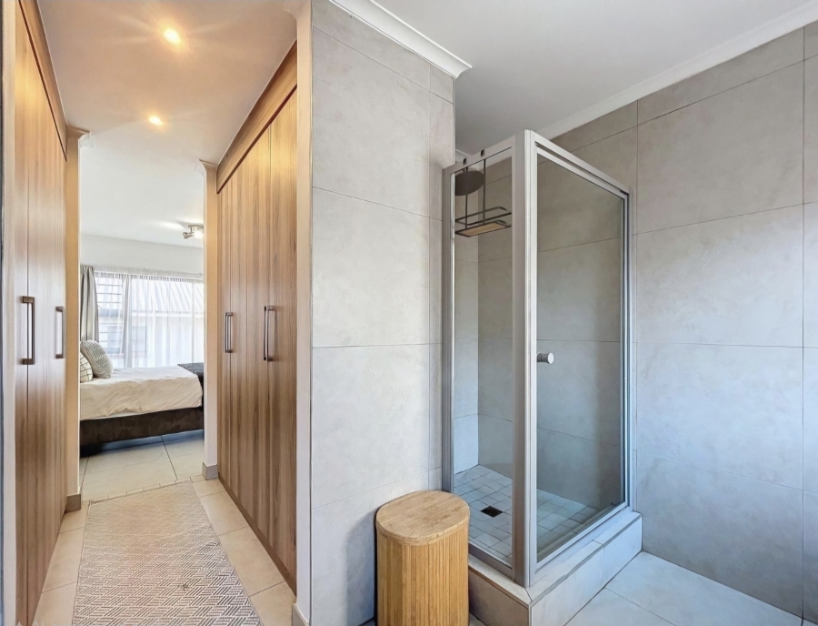 3 Bedroom Property for Sale in Glen Marais Gauteng