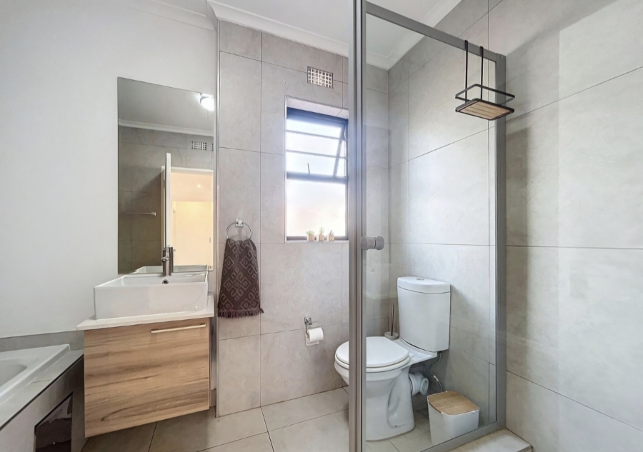 3 Bedroom Property for Sale in Glen Marais Gauteng