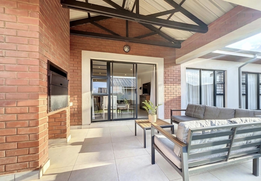 3 Bedroom Property for Sale in Glen Marais Gauteng