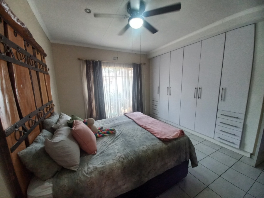 To Let 4 Bedroom Property for Rent in Vanderbijlpark SE 6 Gauteng
