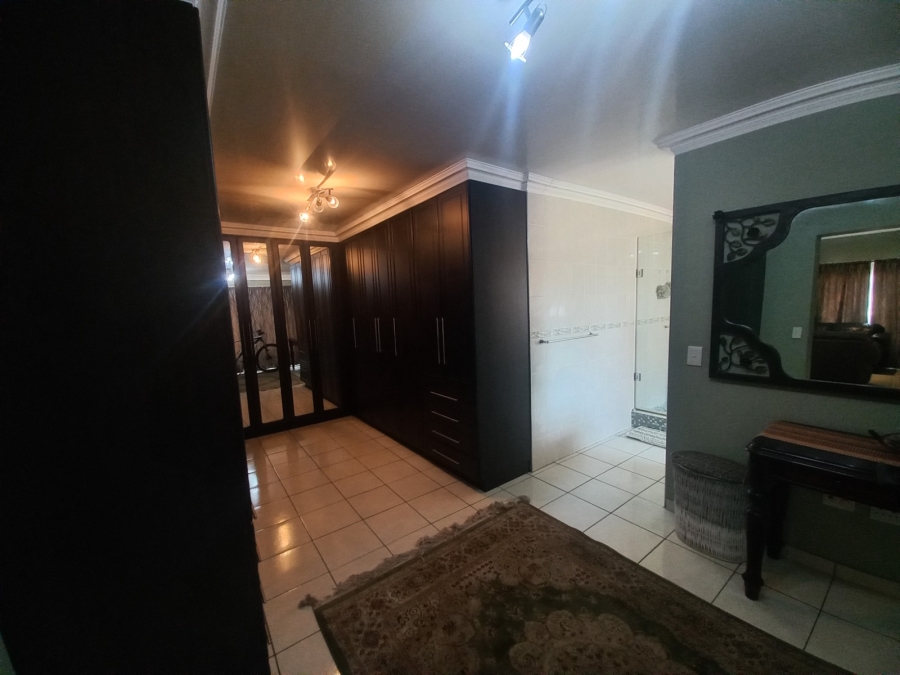 To Let 4 Bedroom Property for Rent in Vanderbijlpark SE 6 Gauteng