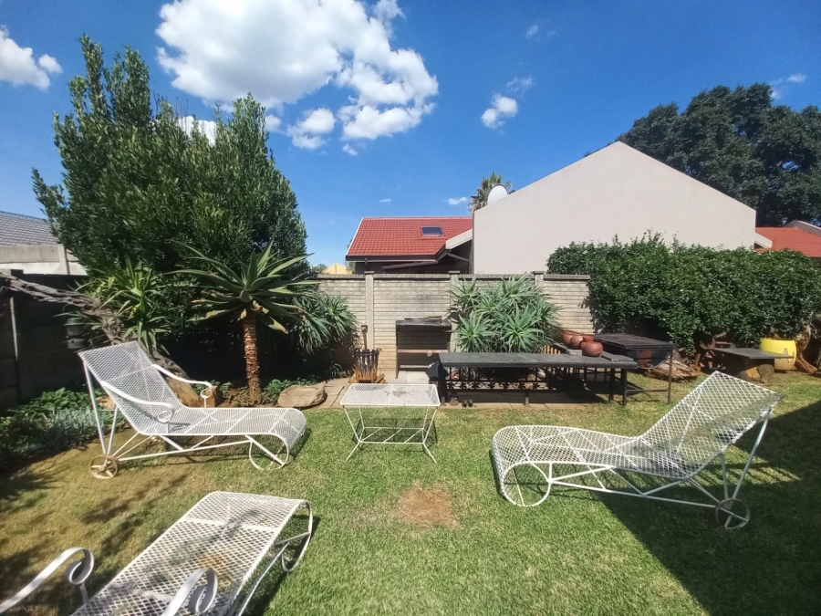 To Let 4 Bedroom Property for Rent in Vanderbijlpark SE 6 Gauteng