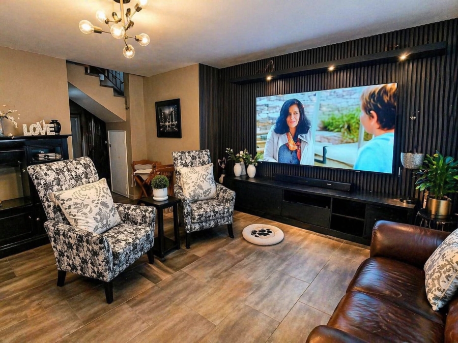 3 Bedroom Property for Sale in Three Rivers Gauteng