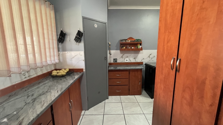 4 Bedroom Property for Sale in The Reeds Gauteng