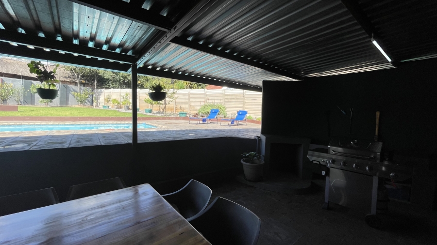 4 Bedroom Property for Sale in The Reeds Gauteng