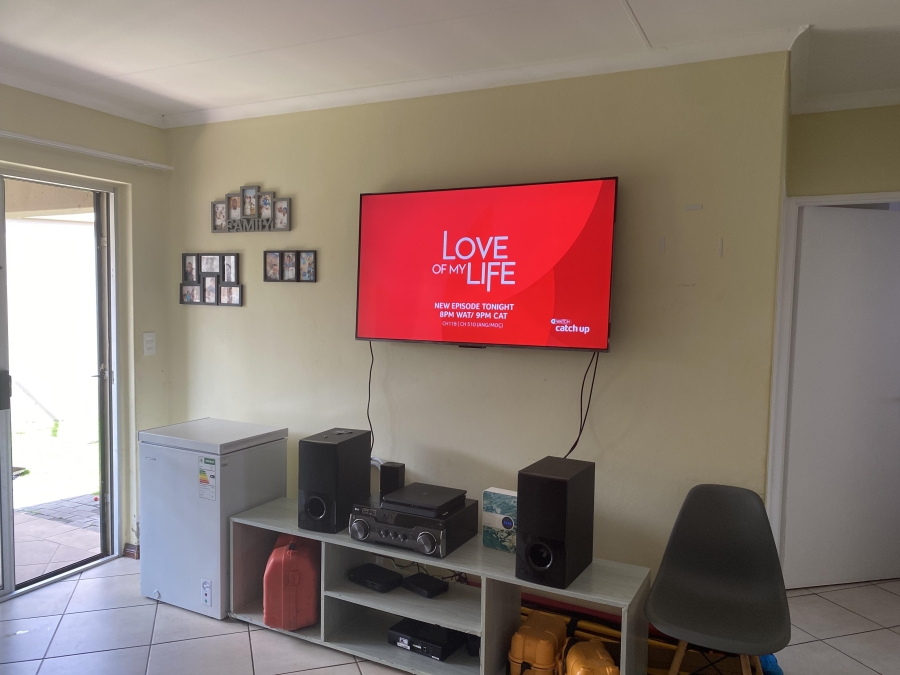 2 Bedroom Property for Sale in Rynfield A H Gauteng