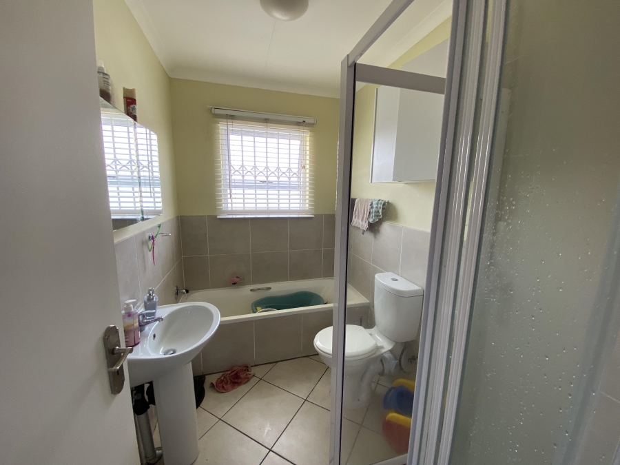 2 Bedroom Property for Sale in Rynfield A H Gauteng