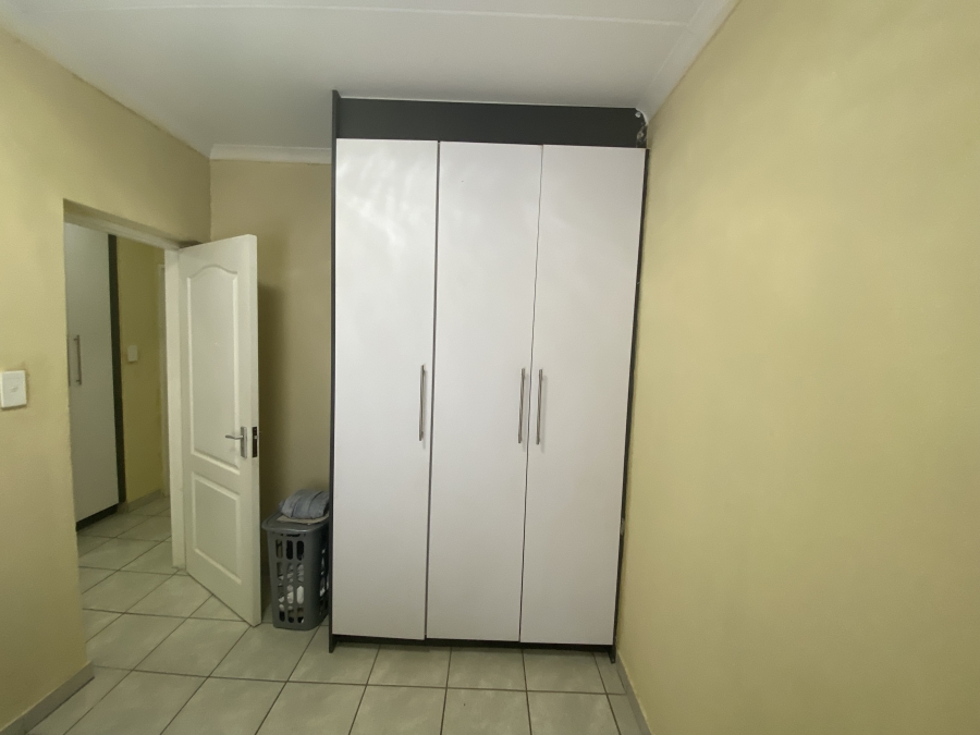 2 Bedroom Property for Sale in Rynfield A H Gauteng