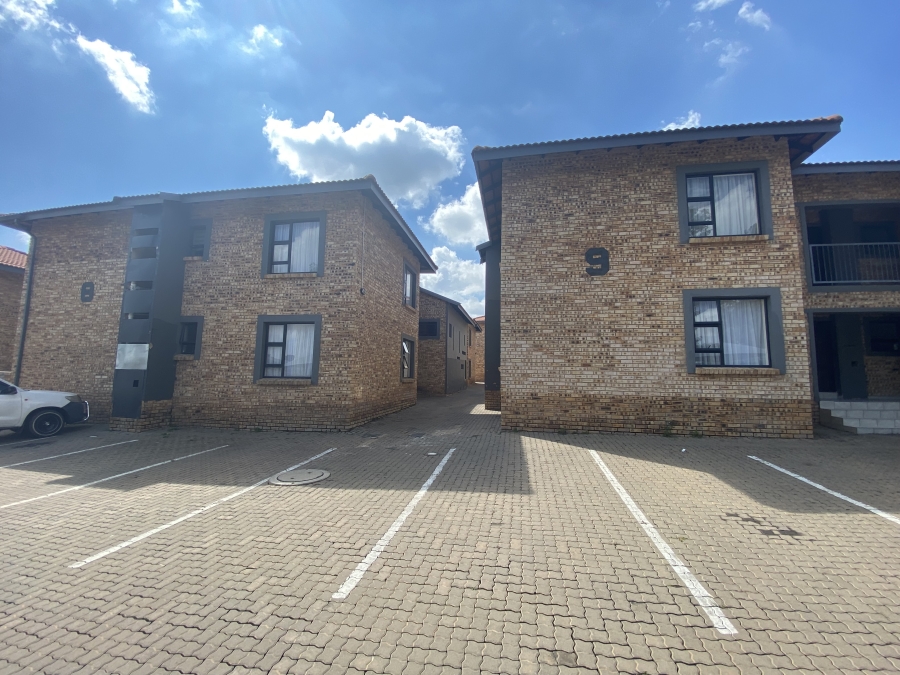 2 Bedroom Property for Sale in Rynfield A H Gauteng